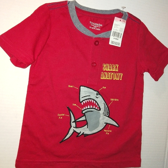 ☆NWT☆Toddler Boys ☆TOUGHSKINS☆Red Short Sleeve Shark Patch T-shirt - Picture 5 of 9